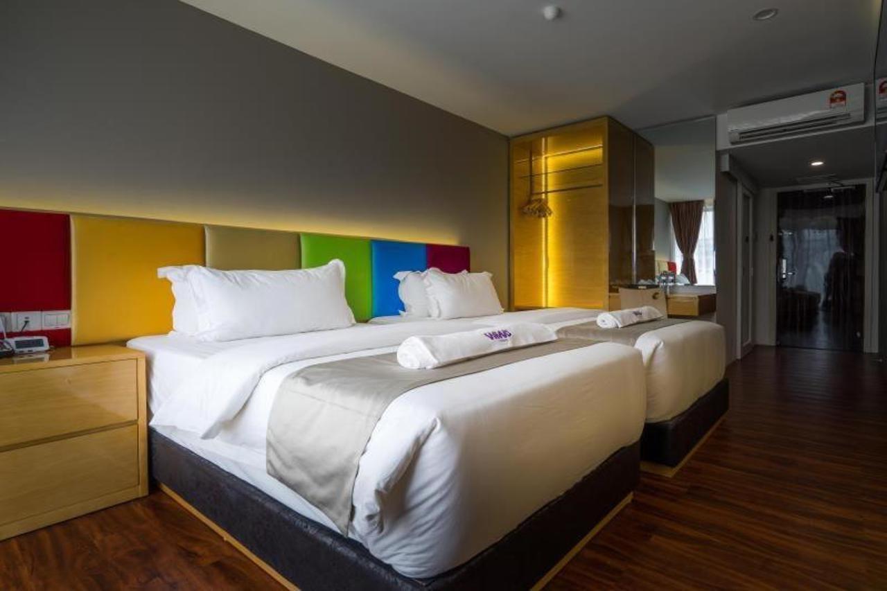 Wiwo Hotel Бинтулу Экстерьер фото