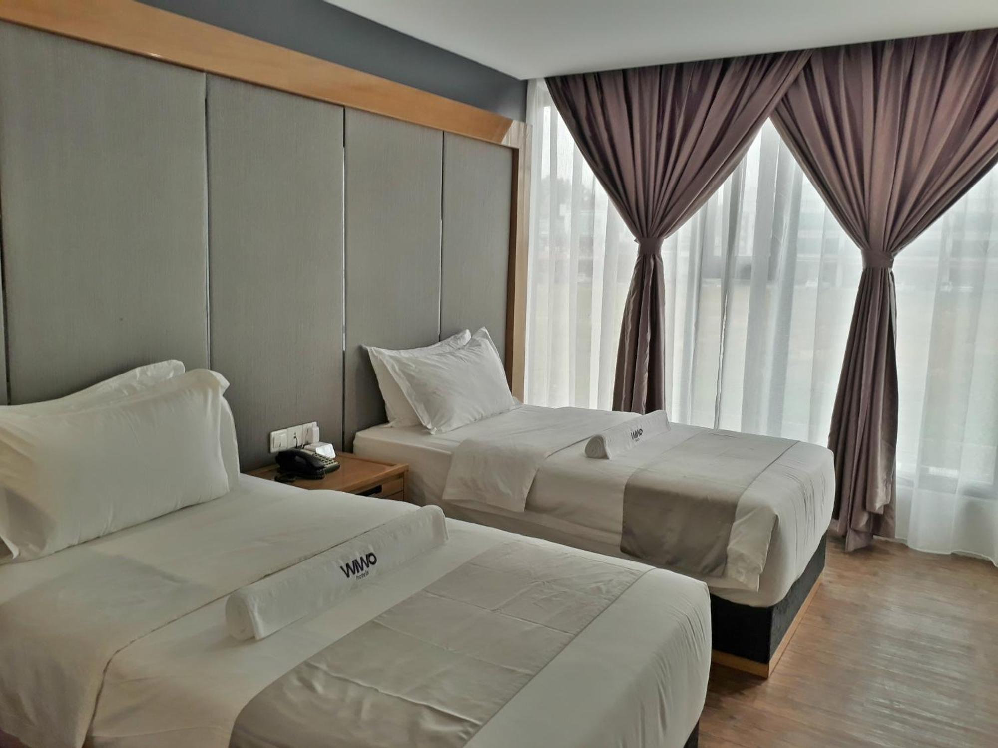 Wiwo Hotel Бинтулу Экстерьер фото
