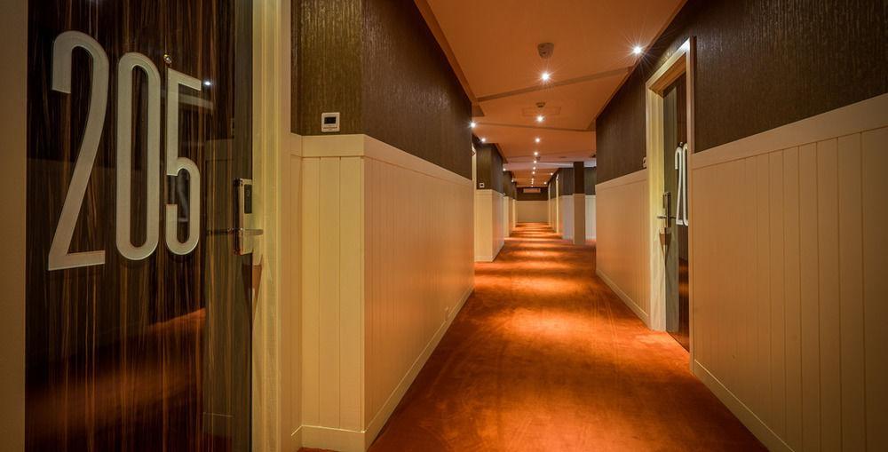 Wiwo Hotel Бинтулу Экстерьер фото