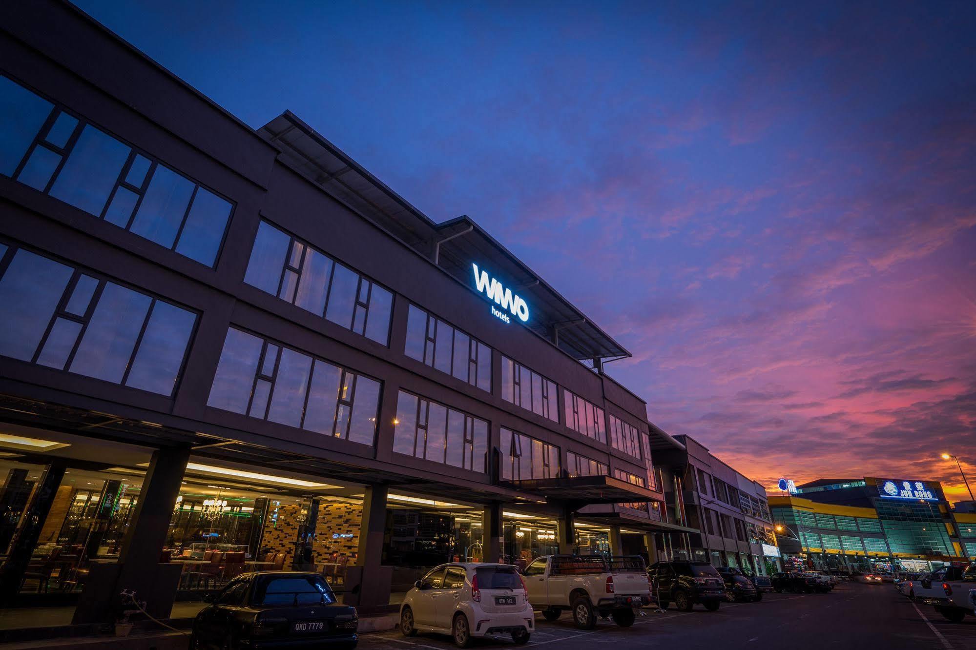Wiwo Hotel Бинтулу Экстерьер фото