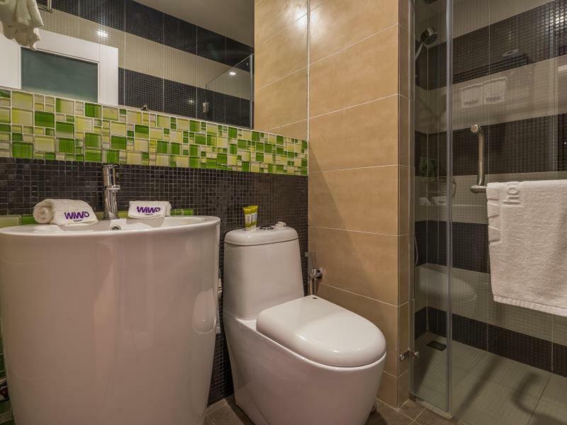 Wiwo Hotel Бинтулу Экстерьер фото